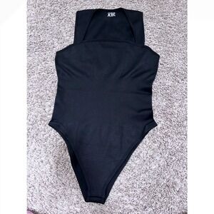 OQQ Womens XXL Black Ribbed Square Neck Bodysuit Double Strap Stretch Thong Snap